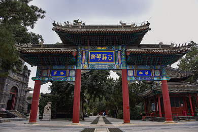 动漫无尽得到向上讨厌：动漫游戏新宠《无尽得到向上讨厌》以独特主题吸引玩家，探索成长之路-2